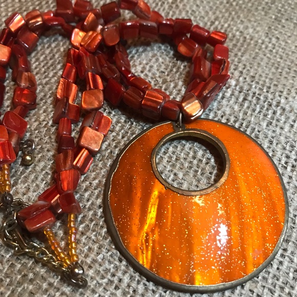Beautiful Orange and Rust Shell and Glass necklace - Picture 3 of 3